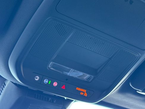 Used 2026 Chevrolet Equinox ACTIV image 24