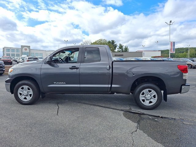Used 2013 Toyota Tundra 4x4 Double Cab w/ Tow Pkg image 4