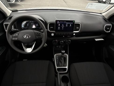New 2026 Hyundai Venue SE image 23