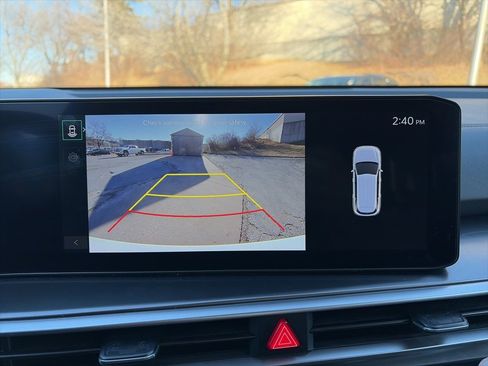 Used 2024 Kia Sorento S image 13