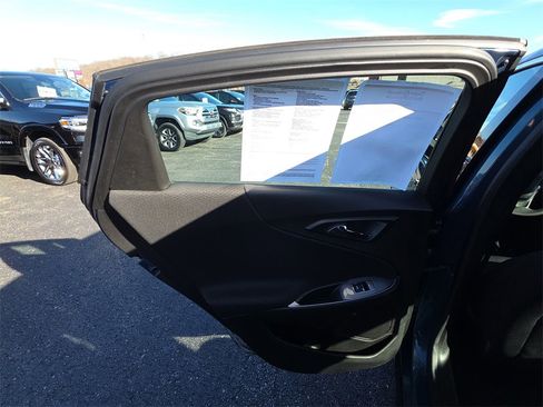 Used 2025 Chevrolet Malibu LT image 26