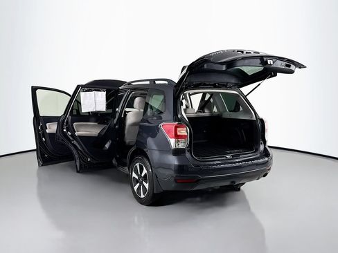 Used 2017 Subaru Forester 2.5i Premium AWD/4WD image 26
