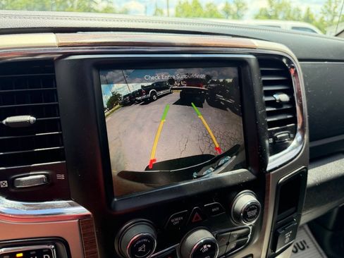 Used 2015 RAM 1500 Laramie AWD/4WD image 50
