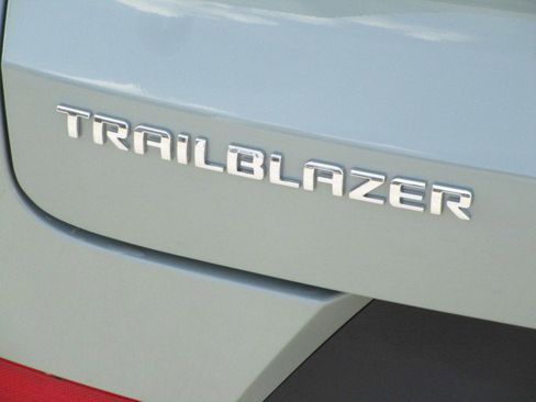 New 2026 Chevrolet TrailBlazer ACTIV w/ Convenience Package FWD image 9