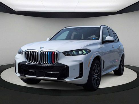 Used 2026 BMW X5 xDrive40i AWD/4WD image 4