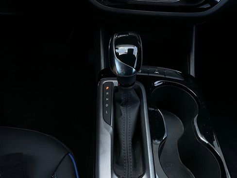 Used 2025 Buick Envista Sport Touring image 22