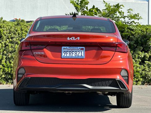 Used 2023 Kia Forte LXS image 5