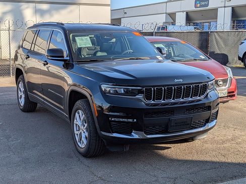 Used 2022 Jeep Grand Cherokee L Limited image 3