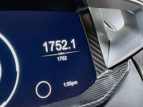 Used 2024 Aston Martin Valour RWD image 13