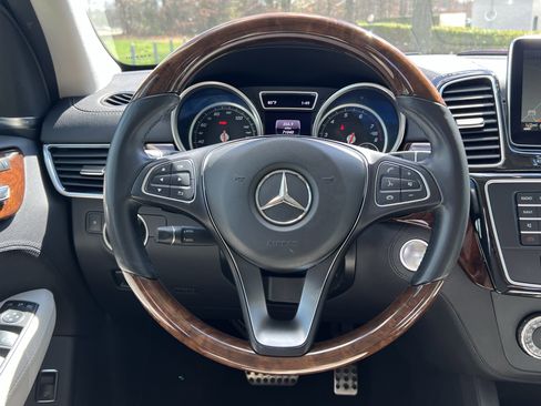 Used 2016 Mercedes-Benz GLE 400 4MATIC image 18