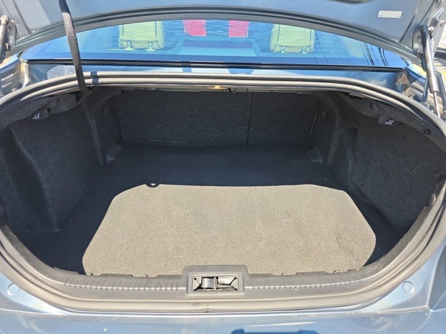Used 2012 Lincoln MKZ FWD image 33