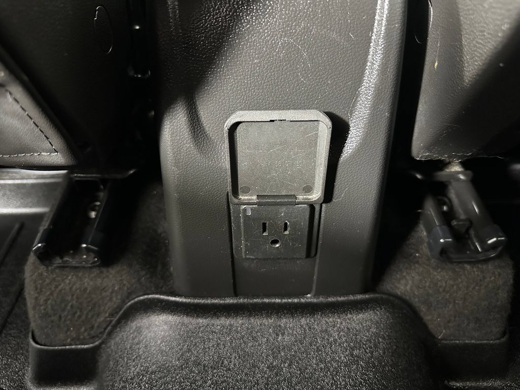 Used 2019 Buick Encore Preferred w/ Safety Package FWD image 21