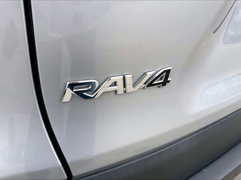 Used 2024 Toyota RAV4 Limited image 30