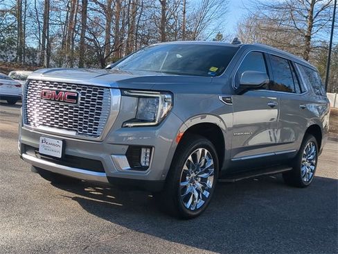 Used 2024 GMC Yukon Denali w/ Advanced Technology Package image 7