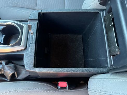 Used 2019 Toyota Tacoma SR5 image 21