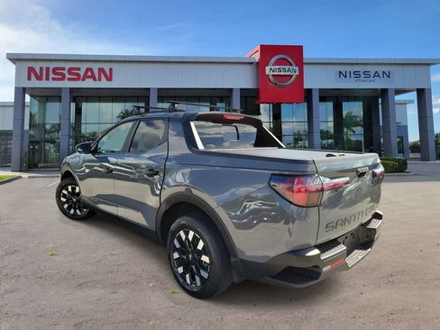 Used 2025 Hyundai Santa Cruz SEL FWD image 4