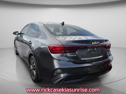 Used 2023 Kia Forte LXS w/ LXS Technology Package FWD image 6
