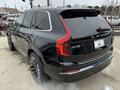 New 2026 Volvo XC90 T8 Plus w/ Protection Package Premier AWD/4WD image 10
