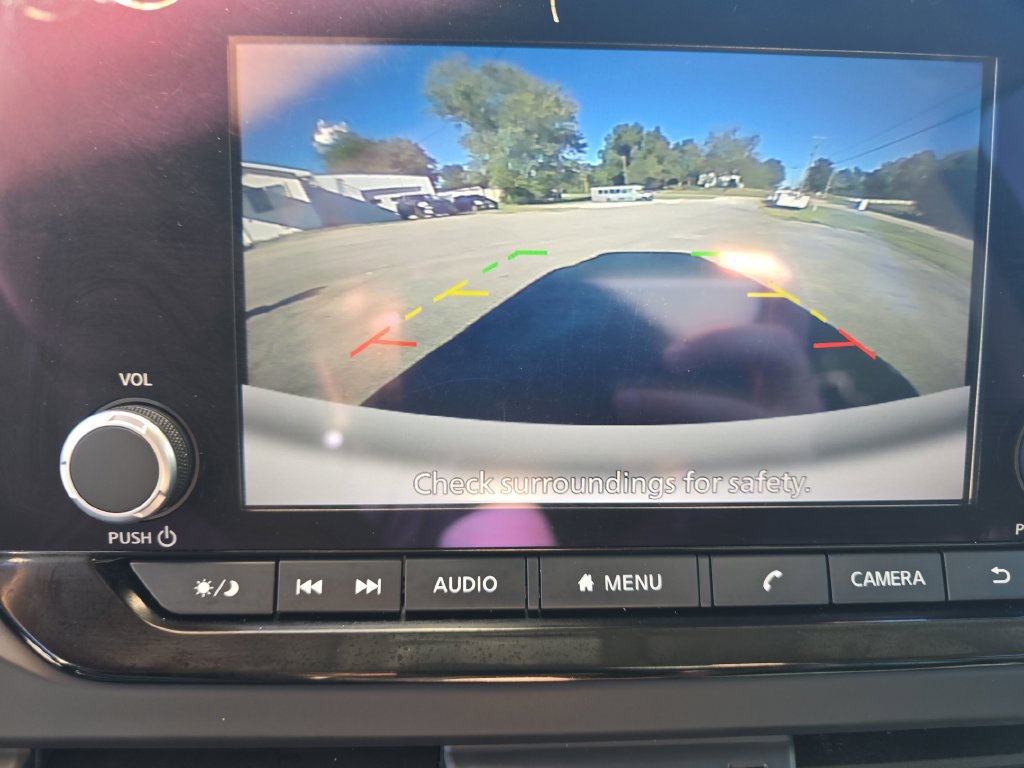 Used 2023 Nissan Pathfinder S AWD/4WD image 33