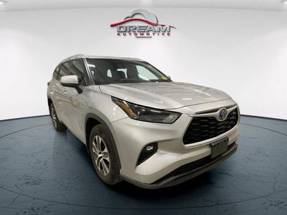 Used 2022 Toyota Highlander XLE