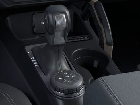 New 2025 Ford Bronco Badlands image 17