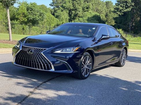 Used 2025 Lexus ES 300h w/ Premium Package FWD image 8