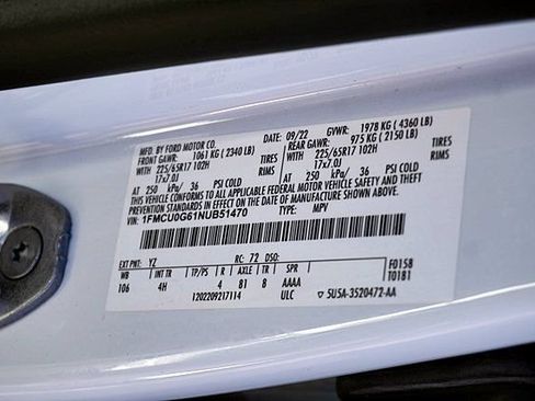 Used 2022 Ford Escape SE FWD image 33