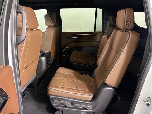 New 2026 Chevrolet Suburban High Country w/ Sun And Tow Package AWD/4WD image 47