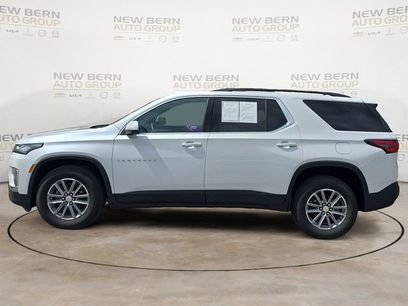 Used 2023 Chevrolet Traverse LT