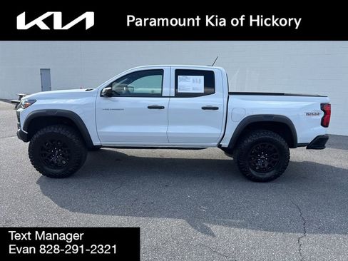 Used 2023 Chevrolet Colorado Trail Boss AWD/4WD image 4
