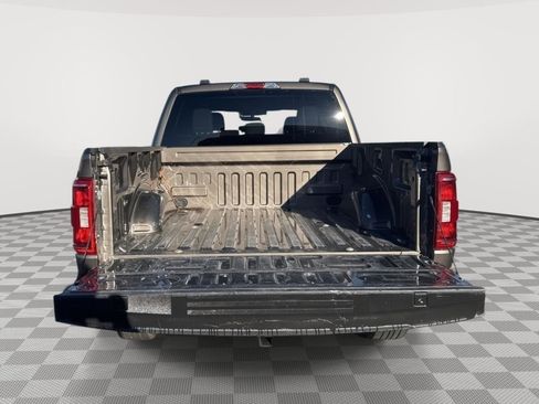Used 2023 Ford F150 XLT w/ Trailer Tow Package image 16