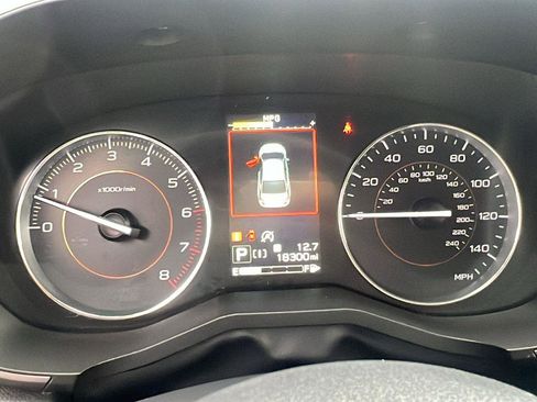 Used 2023 Subaru Crosstrek 2.5i Limited AWD/4WD image 17