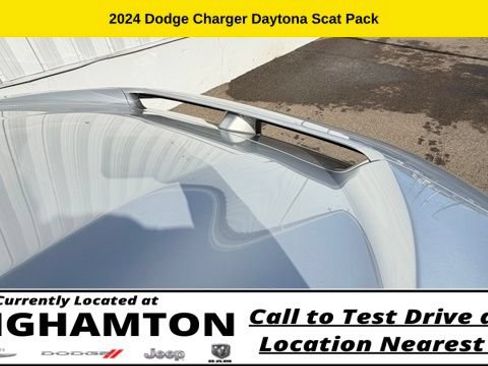 Used 2024 Dodge Charger Daytona Scat Pack w/ Plus Group AWD/4WD image 9