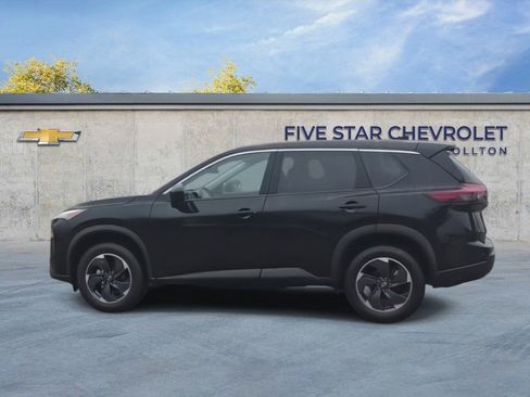 Used 2025 Nissan Rogue SV image 5