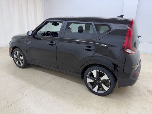 Used 2020 Kia Soul EX FWD image 2