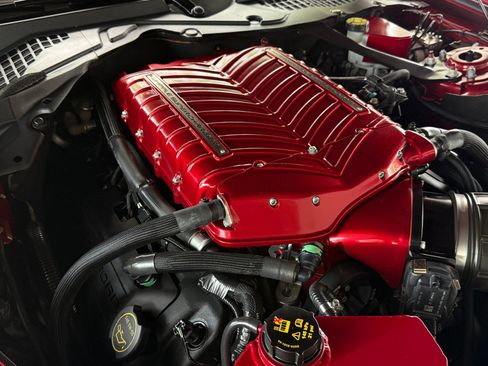 Used 2019 Ford Mustang Shelby GT350 w/ Technology Package RWD image 39