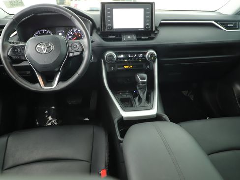 Used 2021 Toyota RAV4 XLE Premium FWD image 16