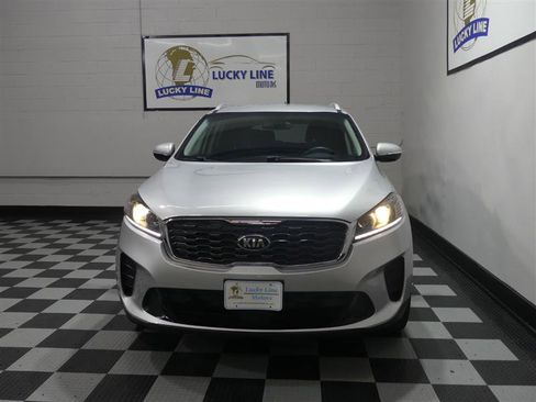 Used 2020 Kia Sorento LX w/ LX I4 Convenience Package image 2