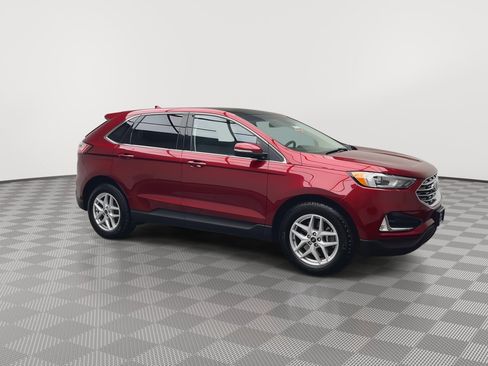 Used 2019 Ford Edge SEL image 44