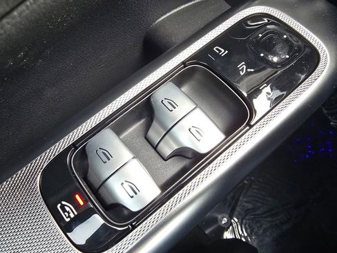 New 2026 Mercedes-Benz GLC 300 GLC 300 image 25