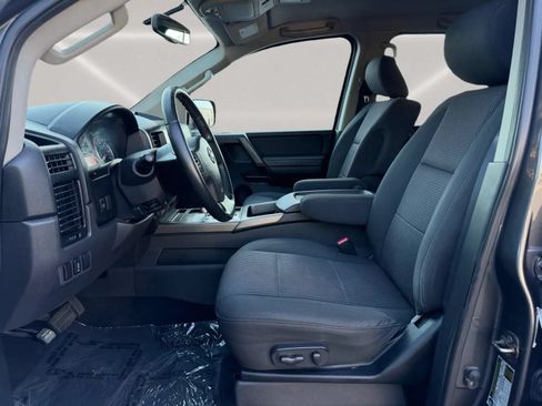 Used 2012 Nissan Titan SV w/ SV Value Truck Pkg RWD image 10