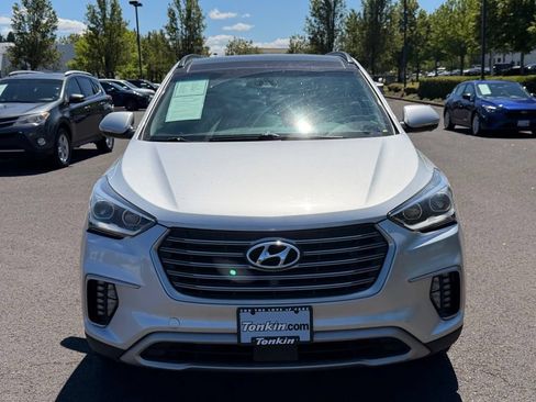 Used 2017 Hyundai Santa Fe Limited AWD/4WD image 3