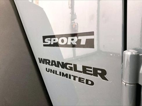 Used 2014 Jeep Wrangler Unlimited Sport w/ Quick Order Package 23S AWD/4WD image 14