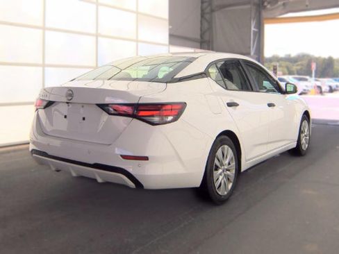 Used 2024 Nissan Sentra S FWD image 3
