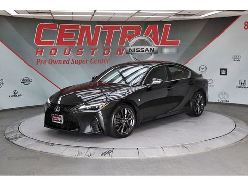 Used 2024 Lexus IS 350 F Sport RWD image 2