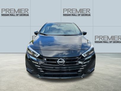 New 2025 Nissan Versa SV w/ Trunk Package