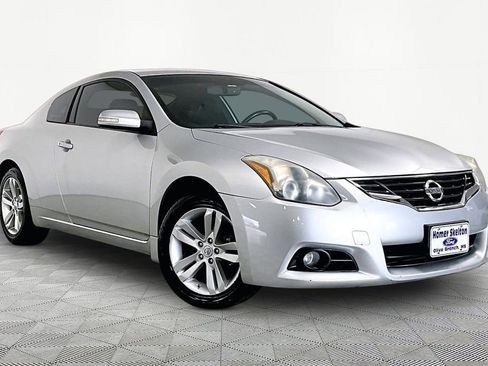 Used 2012 Nissan Altima 2.5 S w/ 2.5S Premium Pkg image 1