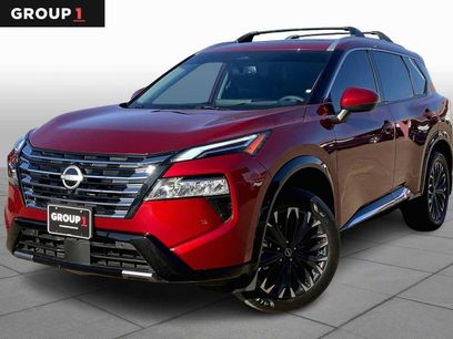 Used 2025 Nissan Rogue Platinum w/ Platinum Premium Package