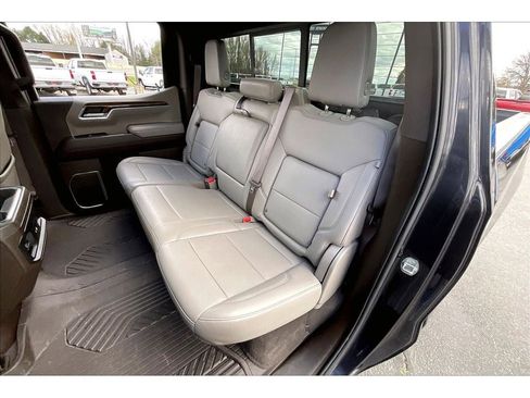 Used 2024 Chevrolet Silverado 1500 LT Trail Boss w/ LT Trail Boss Premium Package image 28