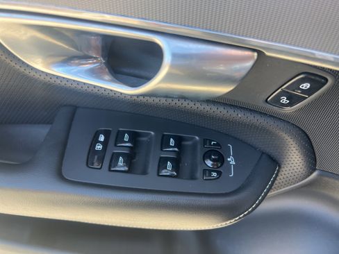 Used 2019 Volvo XC90 T5 R-Design w/ Advanced Package image 22